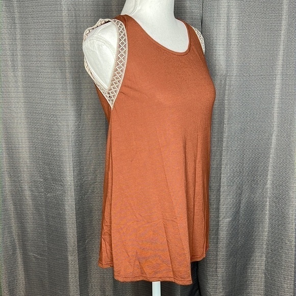 W5 SMALL BROWN and CREAM TANK TOP - Picture 3 of 7